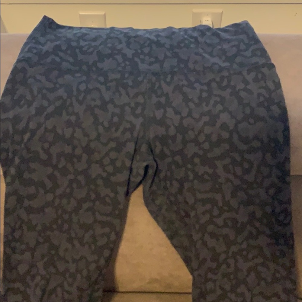 Pattern Align leggings